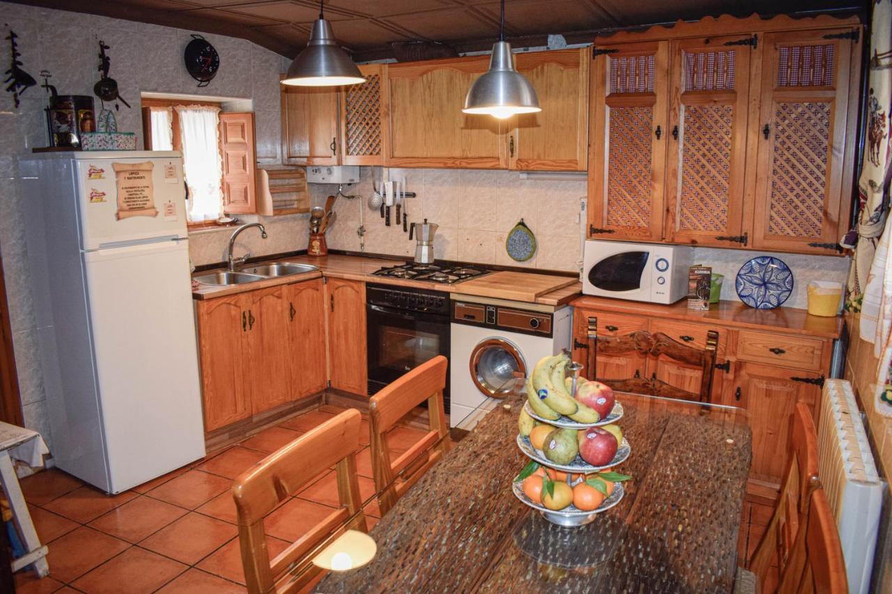 Вілла Casa Cueva Alegria Valdeganga Екстер'єр фото